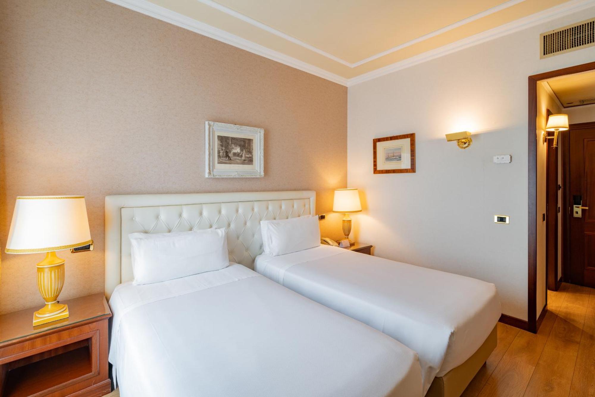 Hotel Internazionale Bologna Camera foto